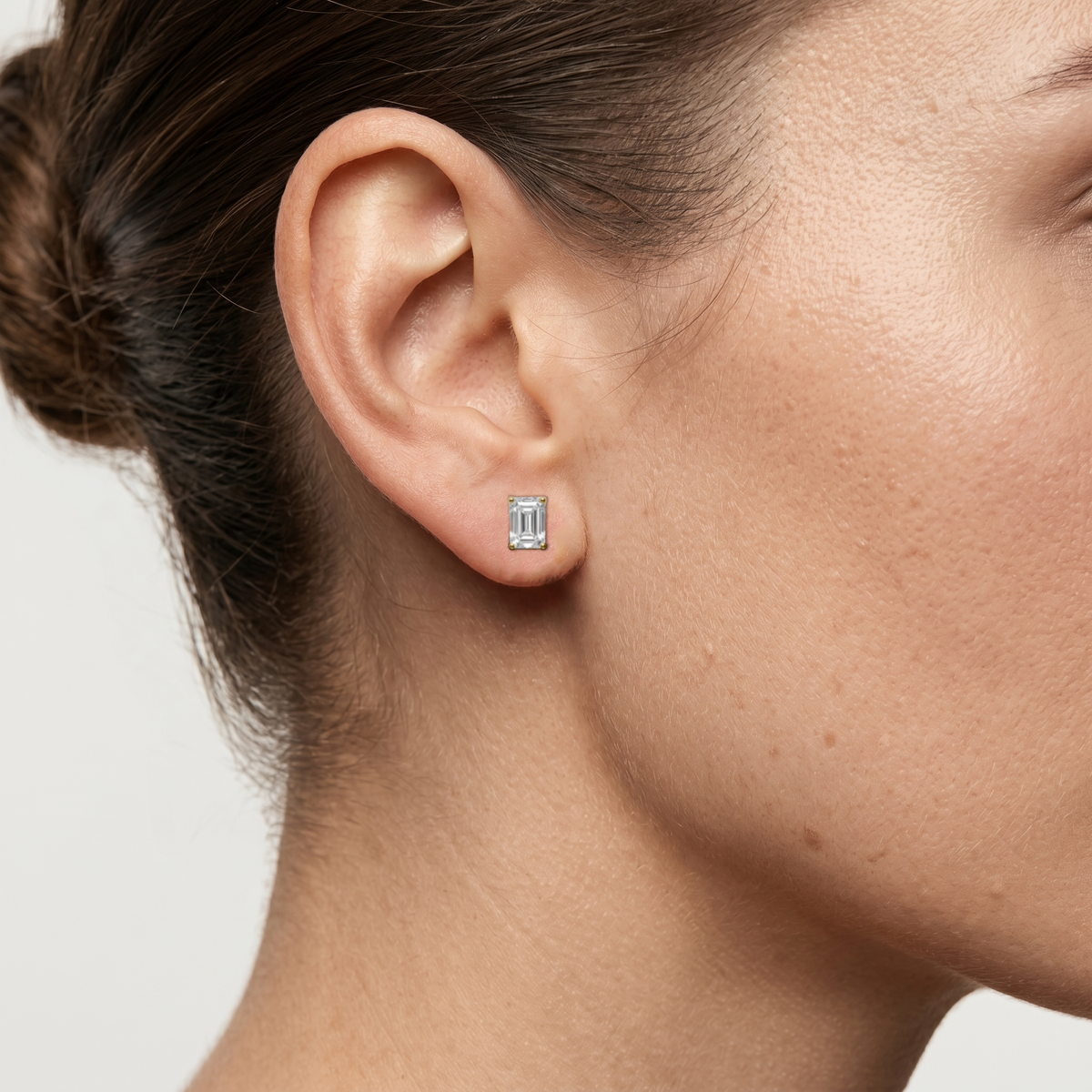 Lovea Mia Ohrstecker Sicherheitsverschluss – Smaragdschliff – Gelbgold