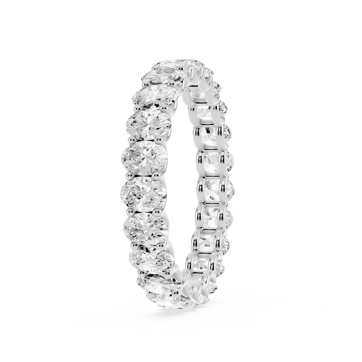 Lovea Romy Eternity Ring Ovalschliff – Weißgold