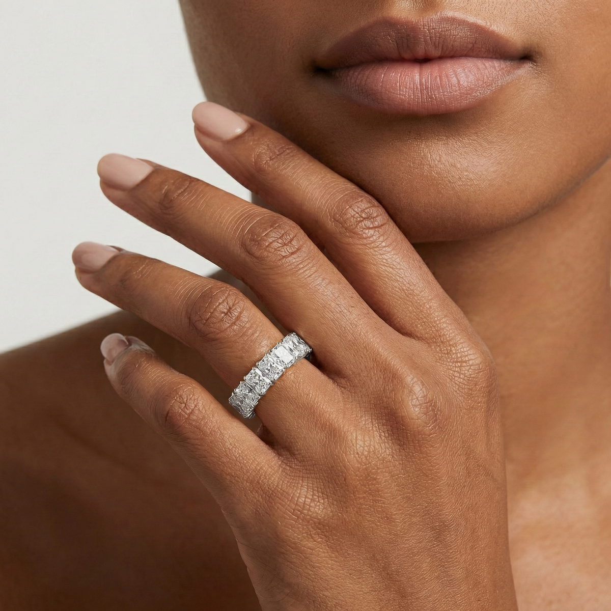 Lovea Mathilda Eternity Ring Radiantschliff – Weißgold