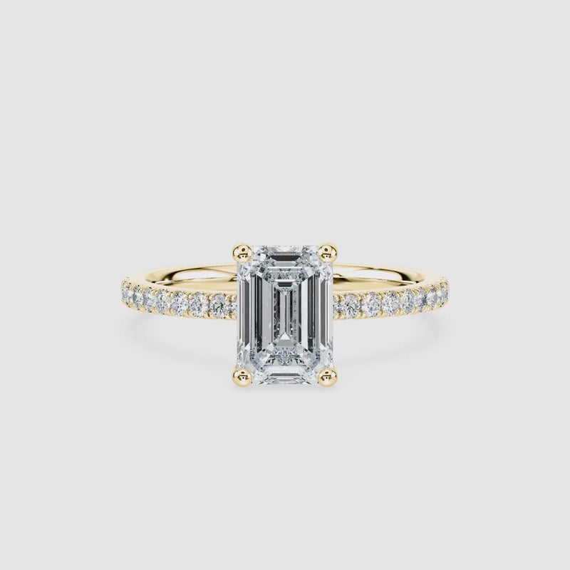 Luisa Hidden Halo Verlobungsring – Smaragdschliff – Gelbgold – Video