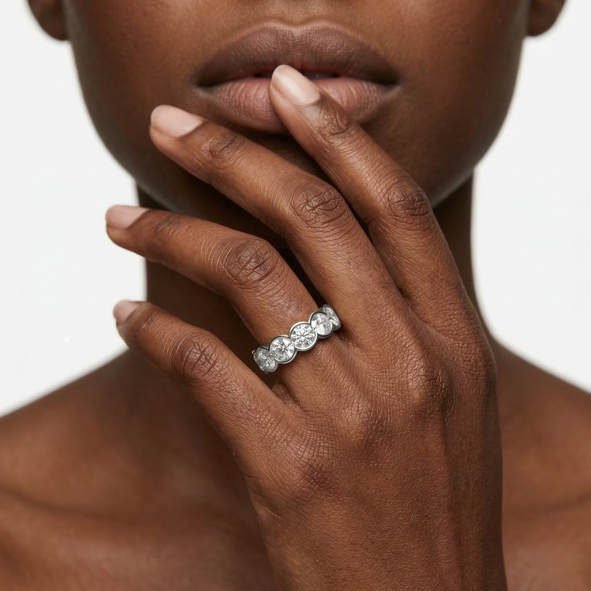 Lovea Paula Eternity Ring Rundschliff – Weißgold