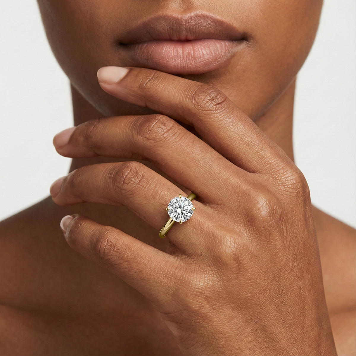 Emilia Solitaire Verlobungsring Brillantschliff Gelbgold – Lovea